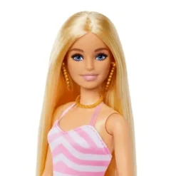 Barbie Fashion & Beauty Muñeca Día de Playa HPL73<Mattel Clearance