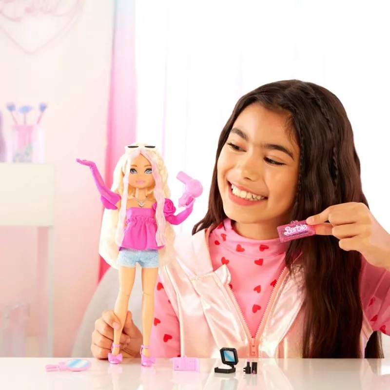 Barbie Malibú con 9 accesorios<Mattel Outlet