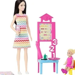Barbie Profesiones Set Maestra Cabello Negro con Niña JCR71<Mattel Hot