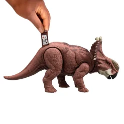 Jurassic World Dinosaurio Colección Pachyrhinosaurus Rugido Feroz HTK72<Mattel Sale