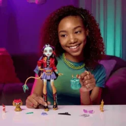 Monster High Muñeca Jinafire para niñas HPD53<Mattel Outlet