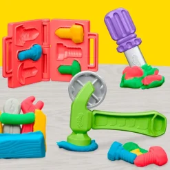 Play-Doh Set de Juegos Mesa de Trabajo con Herramientas con Accesorios y 5 Latas<Hasbro Hot